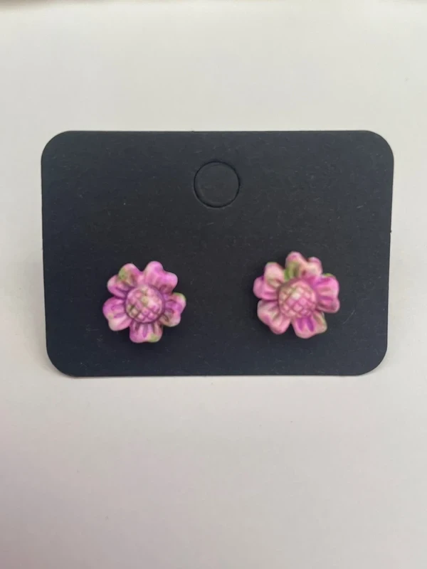 Boucles d’oreilles dahlia rose flammées vert